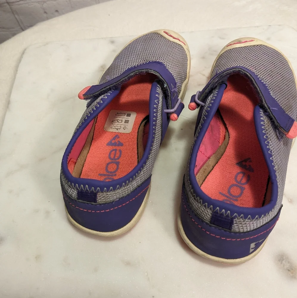 PLAE Chloe Passion Flower Sneaker Flex Sole Toe Guard Youth 11 Euro 28 - Picture 4 of 8